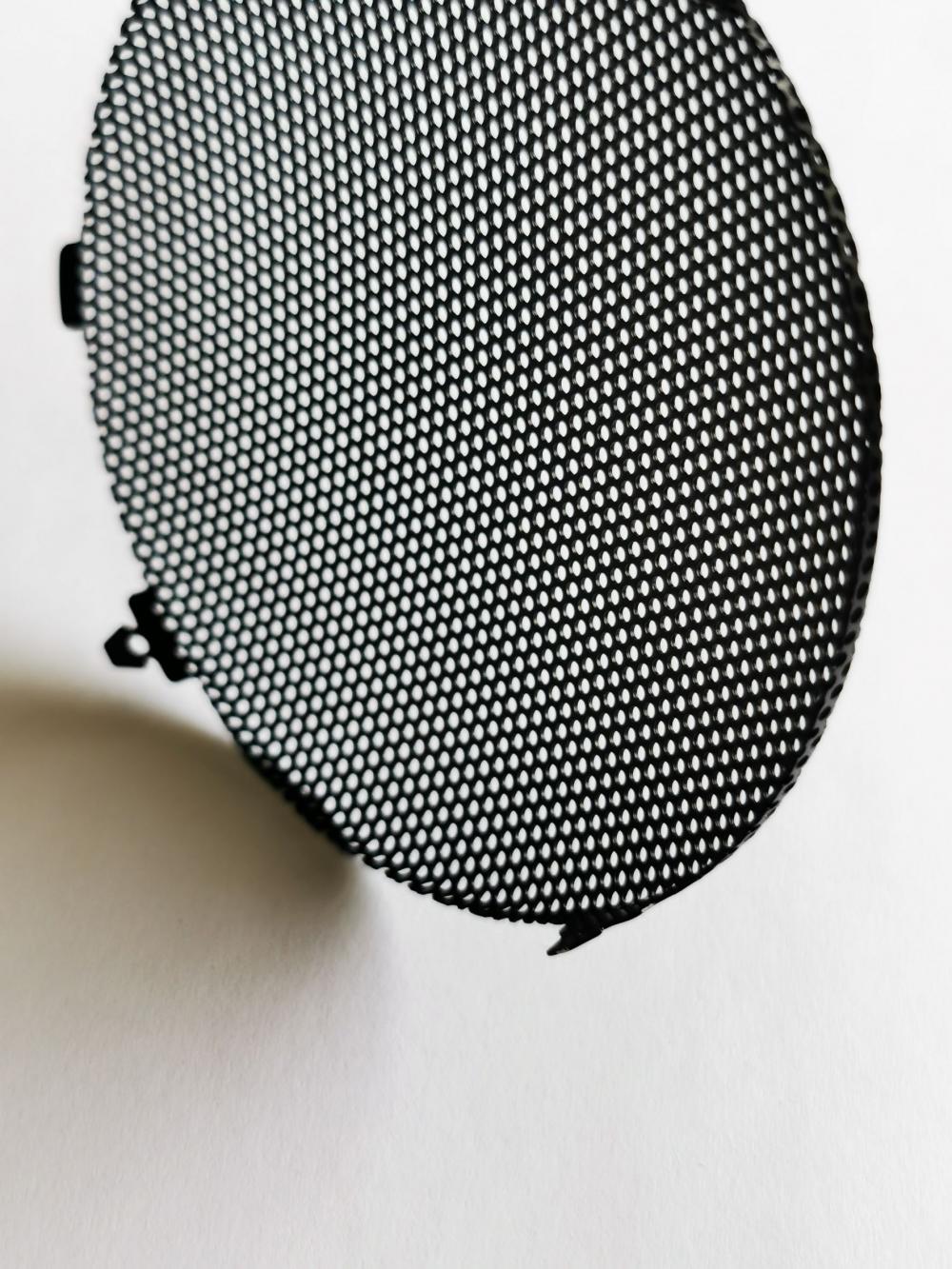 Speaker Dust Screen 15 Detail Ps Jpg
